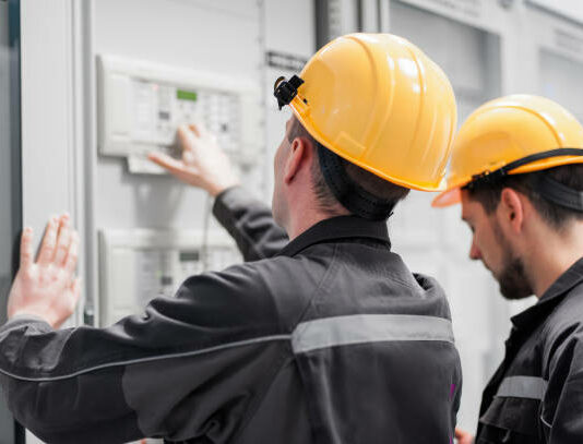 Revize elektro: Prevence a oprava případných závad na elektru